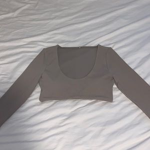 Alo Yoga- Ribbed Defined Long Sleeve Bra in Taupe, size: XS